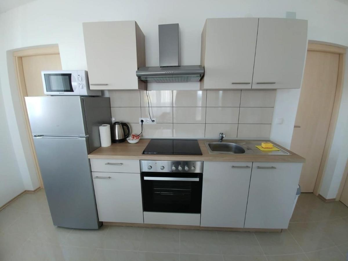 Apartmani Valuna Privlaka  Exterior photo