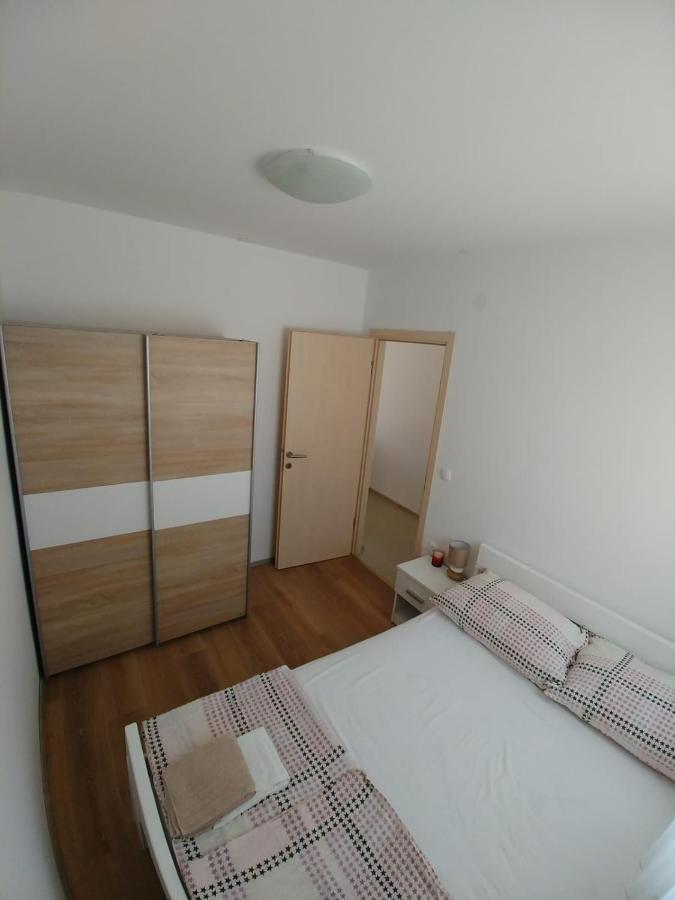 Apartmani Valuna Privlaka  Exterior photo